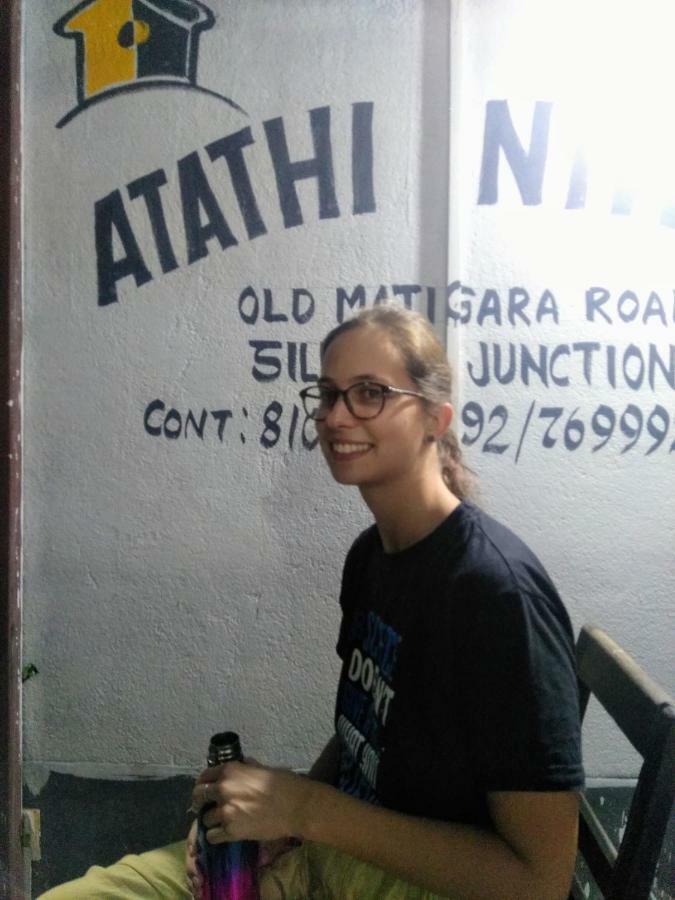 Atathi Niwas Guest House For Backpackers And Travellers シリグリ エクステリア 写真