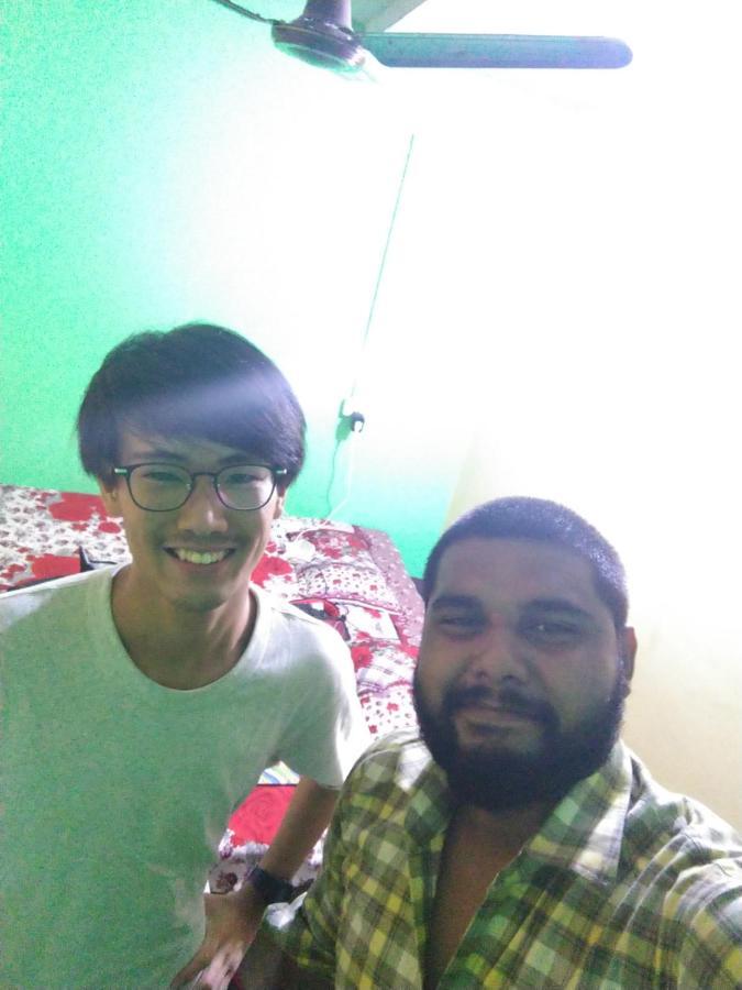 Atathi Niwas Guest House For Backpackers And Travellers シリグリ エクステリア 写真